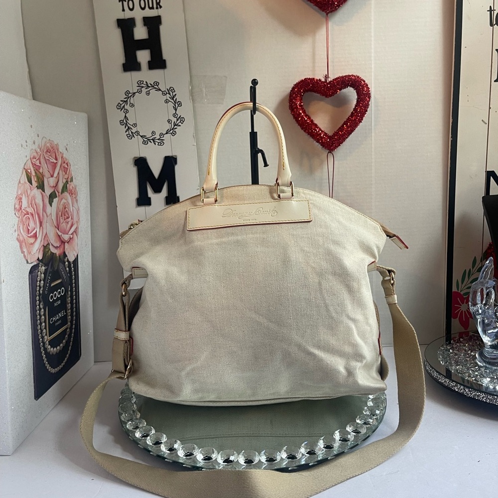 Vintage Dooney & Burke beige large bag